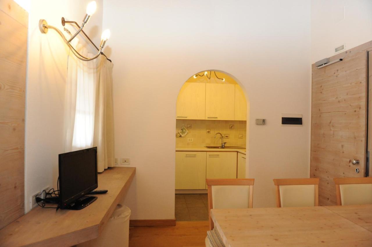 Chalet C'Est La Vie Livigno Room photo